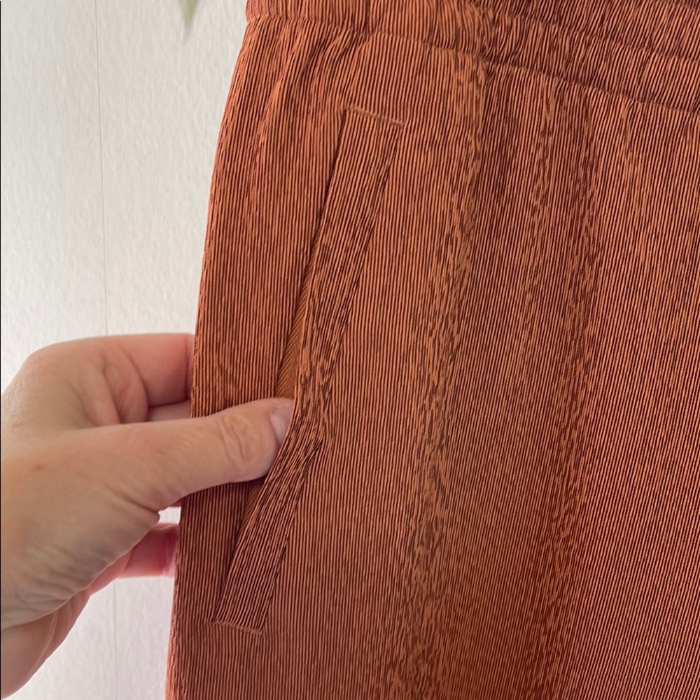 Athleta Wide Leg Pants in Rust - Picture 5 of 7